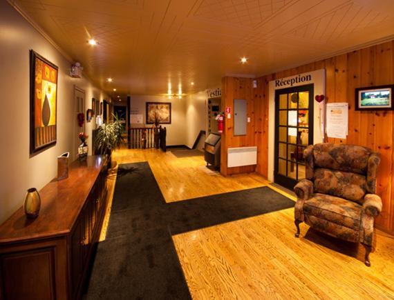La Cuillere A Pot Hotel Saint-Donat Exterior foto