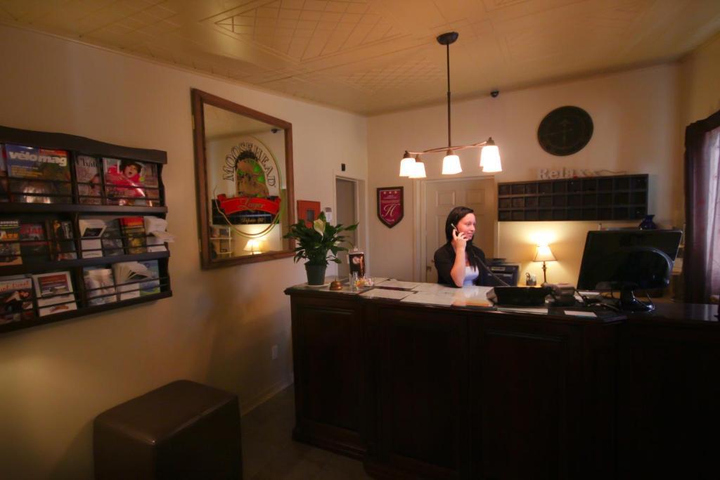 La Cuillere A Pot Hotel Saint-Donat Exterior foto